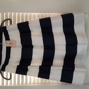 Beautiful Wide Striped Navy And White Pleated Skirt XS